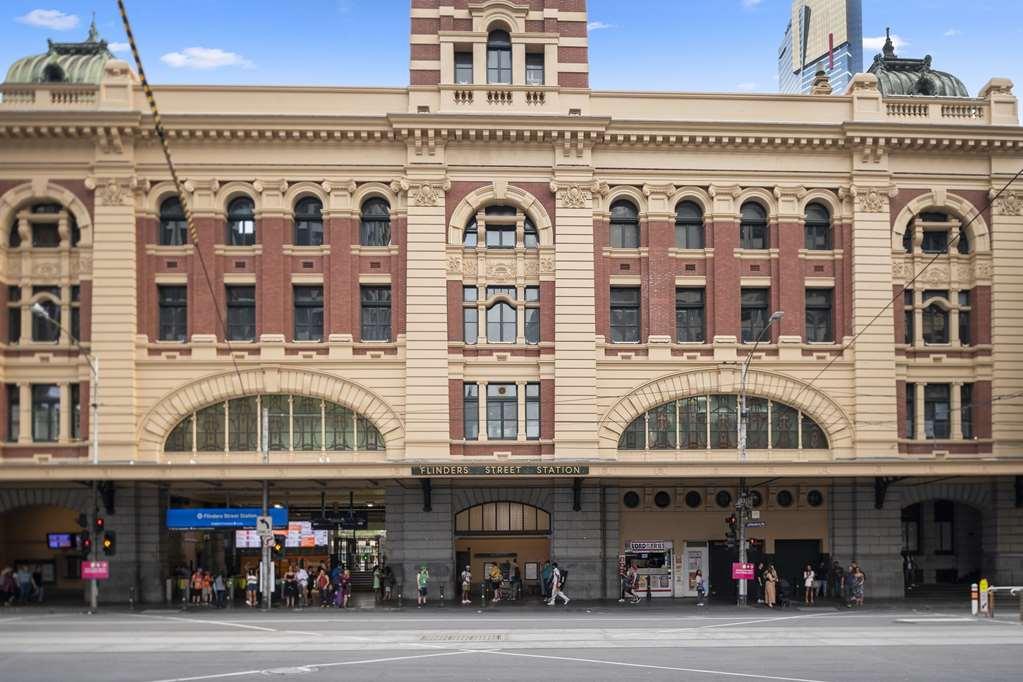 Yehs Hotel Melbourne Cbd Exterior photo